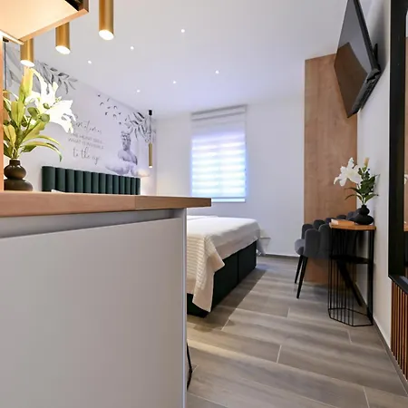 Apartments&rooms Nekic 3*